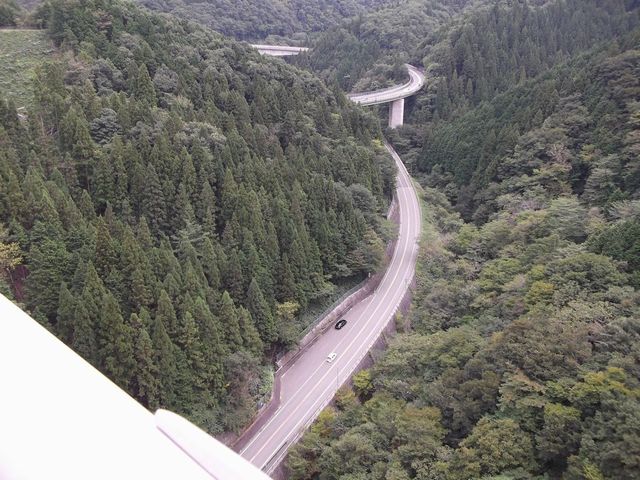 橋の上から見た2重ループ